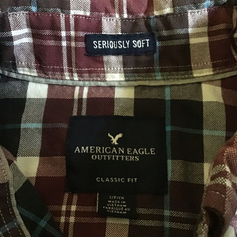 💕2/$20 AE Classic Fit L/S Plaid Button Down Shirt - Picture 5 of 9